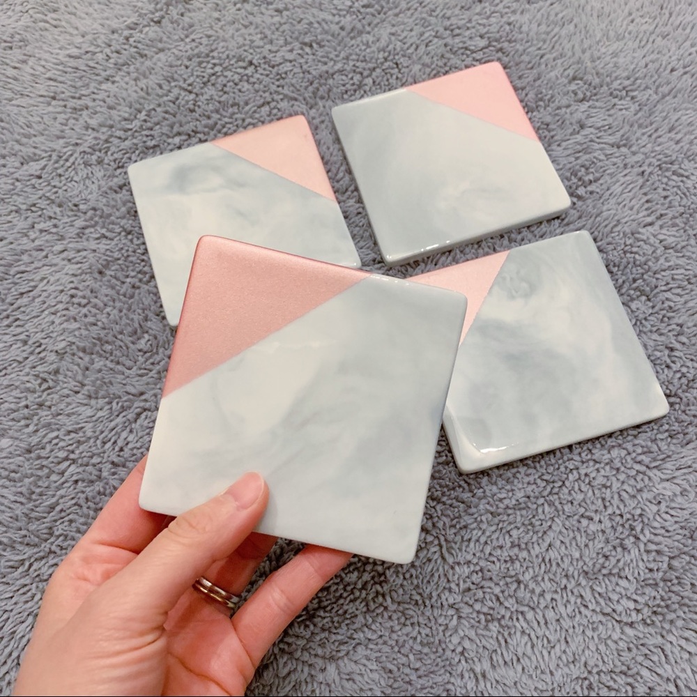 🎉 HP! 🎉 Pink Frost + Marble Ceramic Coasters